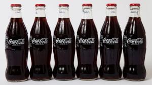 BG5M1N coca cola coke bottles bottle glass